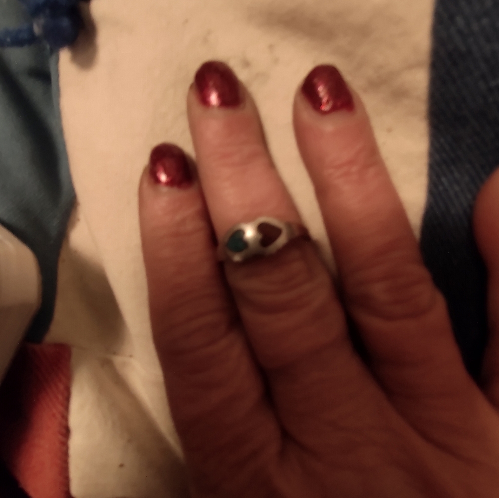 Vtg hear ring